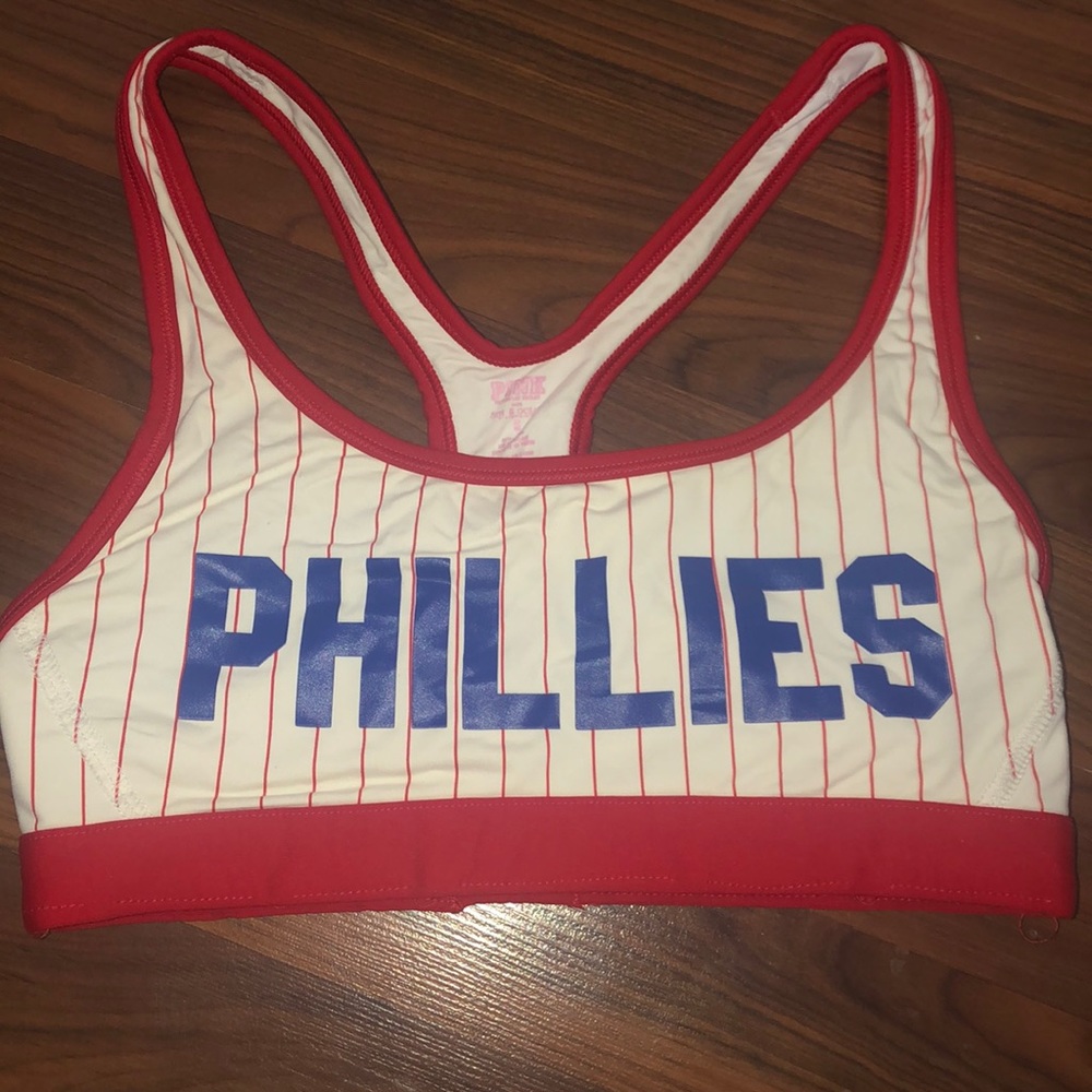 Victoria’s Secret Pink bra